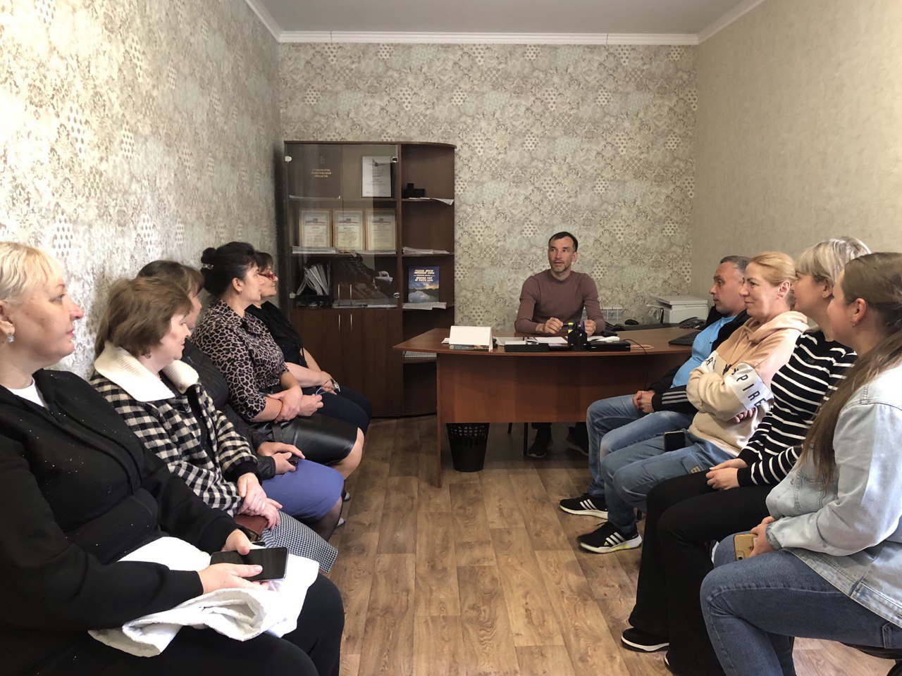 Глава администрации Яковлевского МО встретился с руководителями и сотрудниками  учреждений соцсферы.